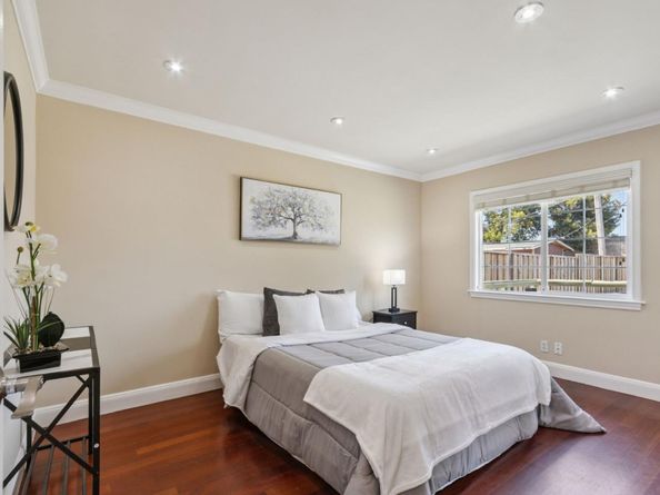 1662 Washington Street, San Mateo CA 94403