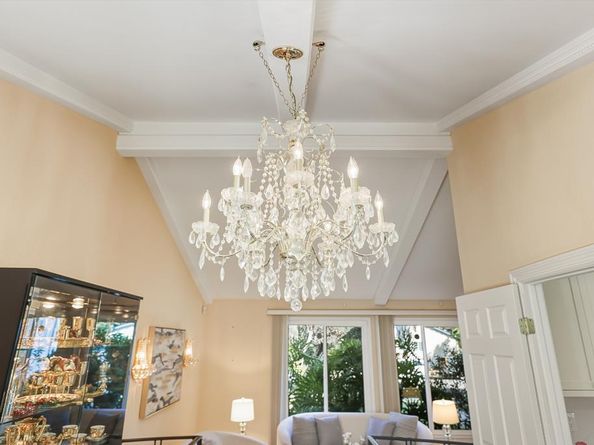 5459 Entrada Cedros, San Jose CA 95123