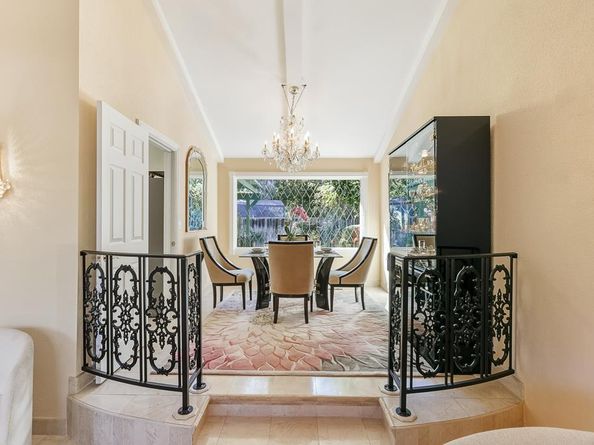 5459 Entrada Cedros, San Jose CA 95123