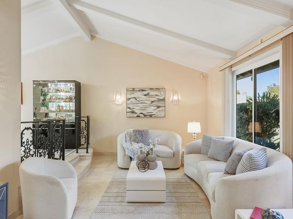 5459 Entrada Cedros, San Jose CA 95123