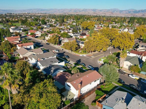 5459 Entrada Cedros, San Jose CA 95123