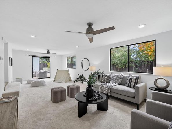 866 Stonehurst Way, Campbell CA 95008