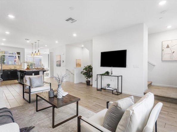 25218 Parklane Drive, Hayward CA 94544