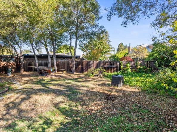 4142 Amaranta Court, Palo Alto CA 94306