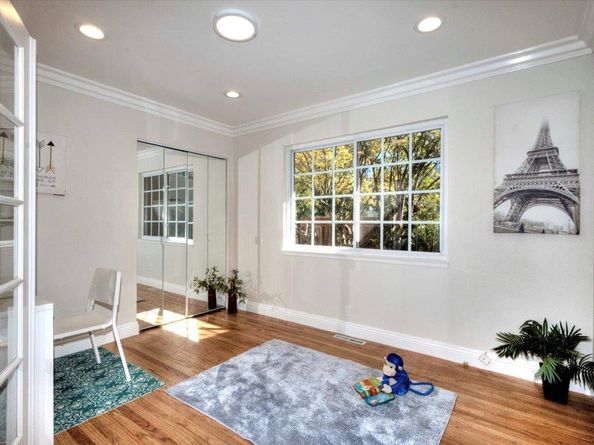 10842 E Estates Drive, Cupertino CA 95014