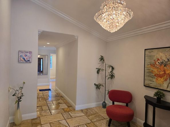 10842 E Estates Drive, Cupertino CA 95014