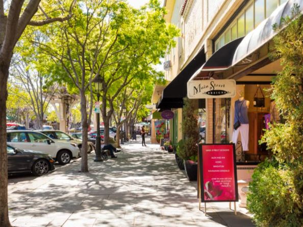 1844 Elm Street, Livermore CA 94551