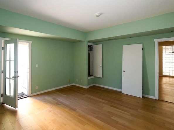 97 E Saint James Street 21, San Jose CA 95112