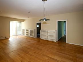 97 E Saint James Street 21, San Jose CA 95112