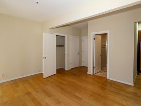 97 E Saint James Street 21, San Jose CA 95112