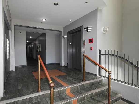 97 E Saint James Street 21, San Jose CA 95112