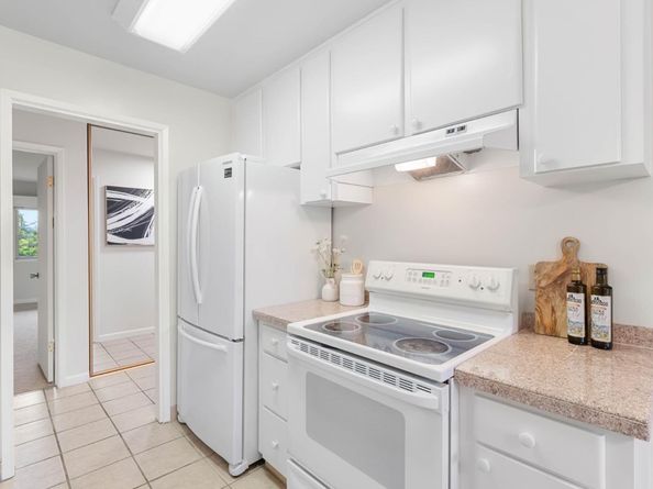 100 E Middlefield Road 6G, Mountain View CA 94043