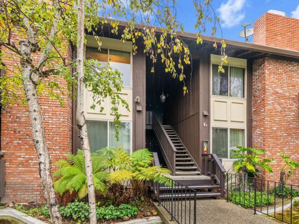 100 E Middlefield Road 6G, Mountain View CA 94043