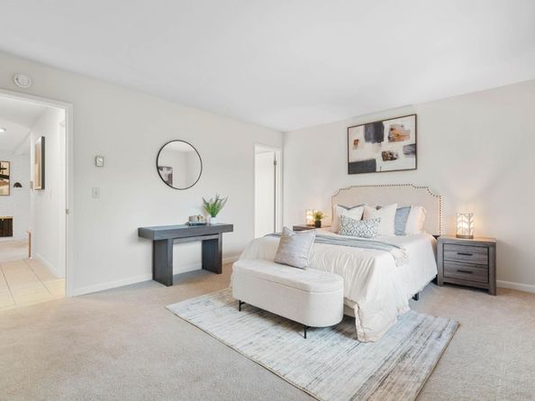 100 E Middlefield Road 6G, Mountain View CA 94043