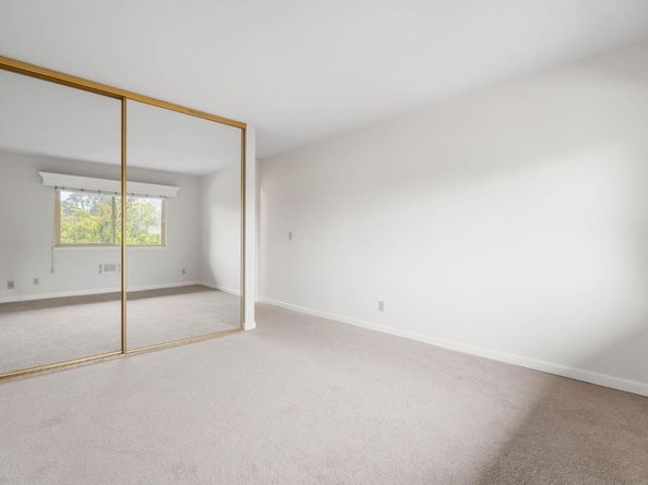 100 E Middlefield Road 6G, Mountain View CA 94043