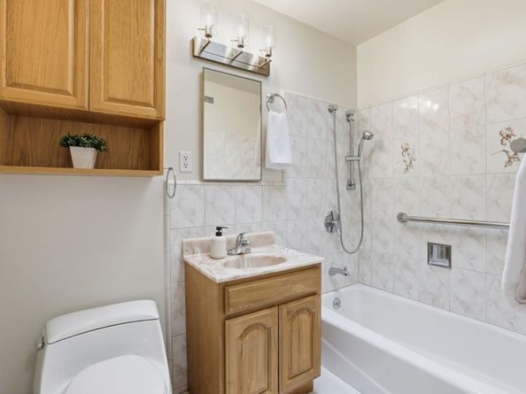649 Skyline Drive, Daly City CA 94015
