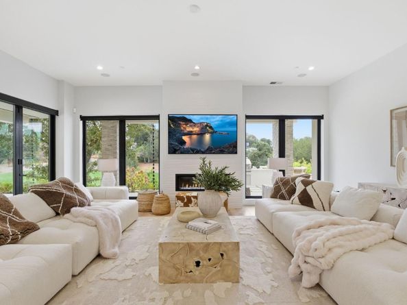 1669 Whitham Avenue, Los Altos CA 94024