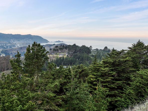 129 Outlook Circle 10, Pacifica CA 94044