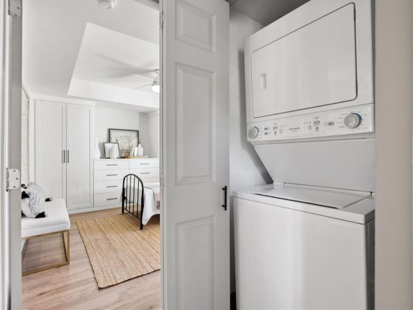 616 Douglas Avenue, Redwood City CA 94063