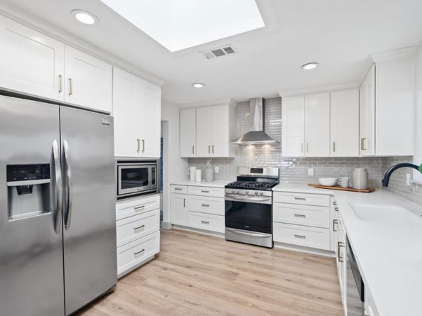 616 Douglas Avenue, Redwood City CA 94063