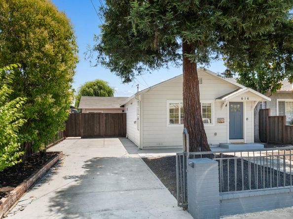 616 Douglas Avenue, Redwood City CA 94063