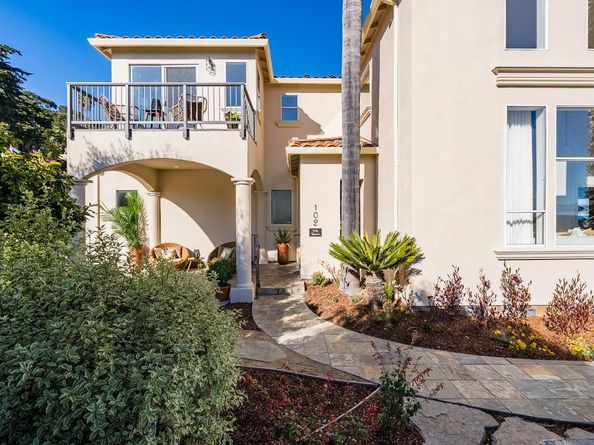 102 Livermore Avenue, Capitola CA 95010