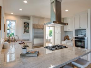 102 Livermore Avenue, Capitola CA 95010
