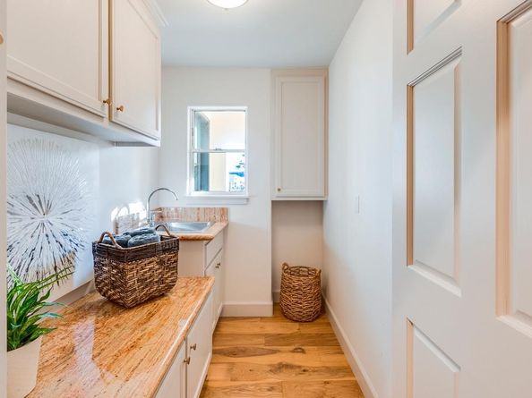 102 Livermore Avenue, Capitola CA 95010