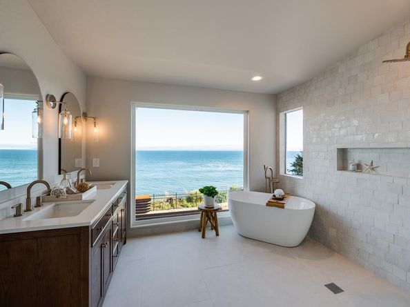 102 Livermore Avenue, Capitola CA 95010