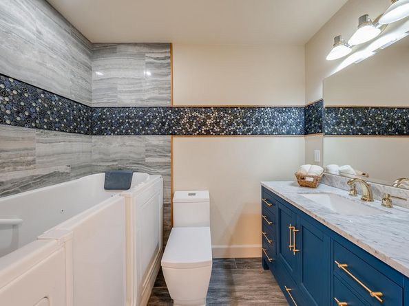 102 Livermore Avenue, Capitola CA 95010