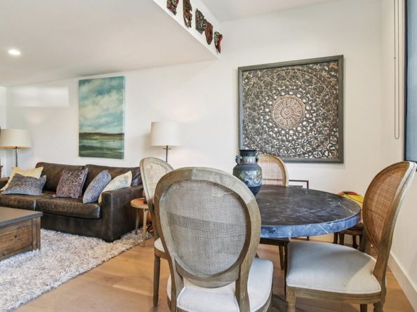 90 Gateway Court, San Carlos CA 94070
