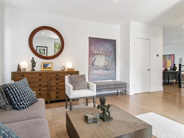 90 Gateway Court, San Carlos CA 94070