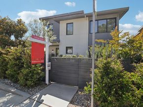 90 Gateway Court, San Carlos CA 94070