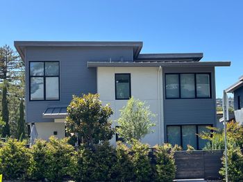 90 Gateway Court