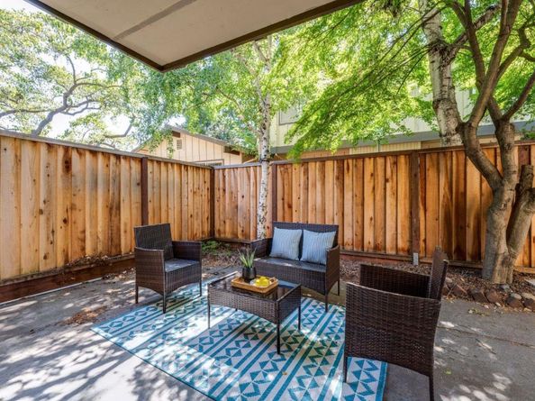 99 Sherland Avenue B, Mountain View CA 94043