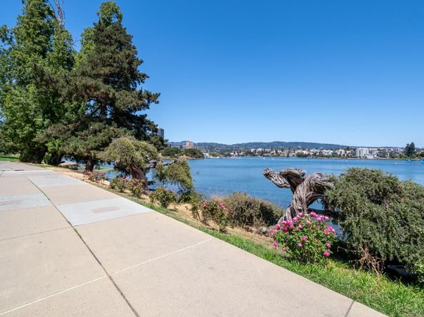 1555 Lakeside Drive 184, Oakland CA 94612