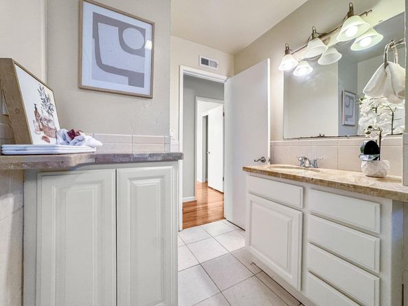 1713 W Campbell Avenue, Campbell CA 95008