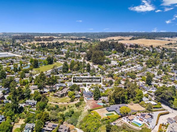 1212 Laurent Street, Santa Cruz CA 95060