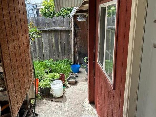 863 N 17th Street, San Jose CA 95112