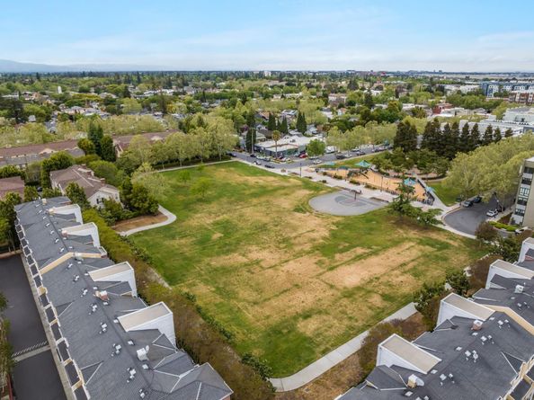 218 Grayson Terrace, San Jose CA 95126