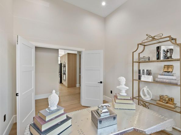 326 S Henry Avenue, San Jose CA 95117