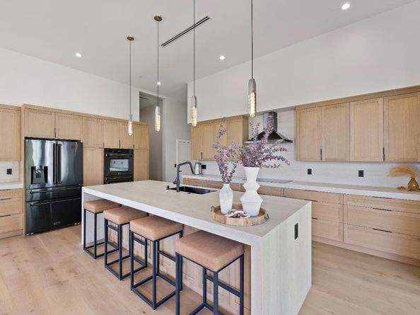 326 S Henry Avenue, San Jose CA 95117
