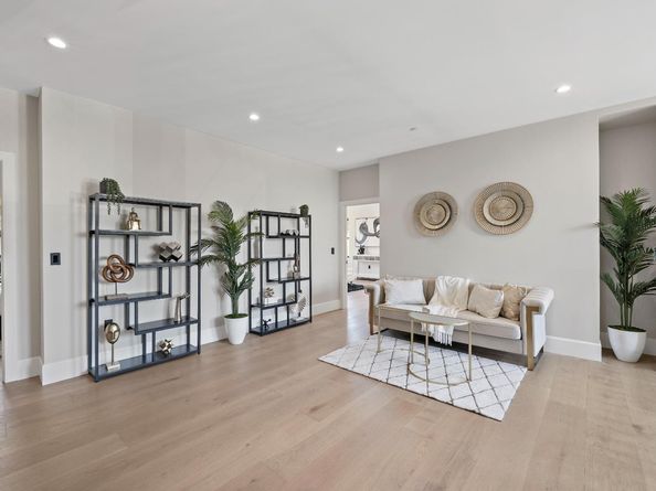 326 S Henry Avenue, San Jose CA 95117