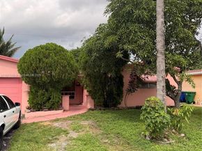 7749 Fairway Blvd, Miramar FL 33023