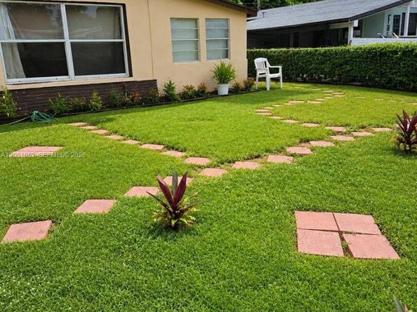1610 W 11th St, Riviera Beach FL 33404