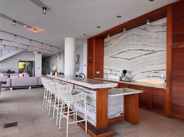2900 NE 7th Ave 908, Miami FL 33137