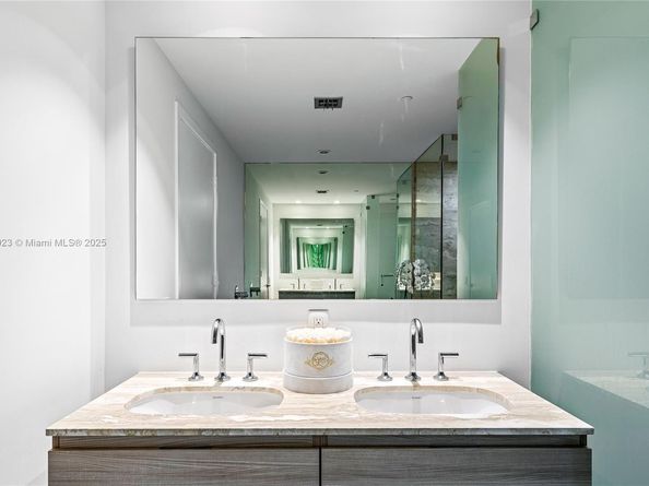 2900 NE 7th Ave 908, Miami FL 33137