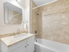 1425 Brickell Ave 54C, Miami FL 33131