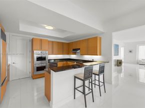 1425 Brickell Ave 54C, Miami FL 33131