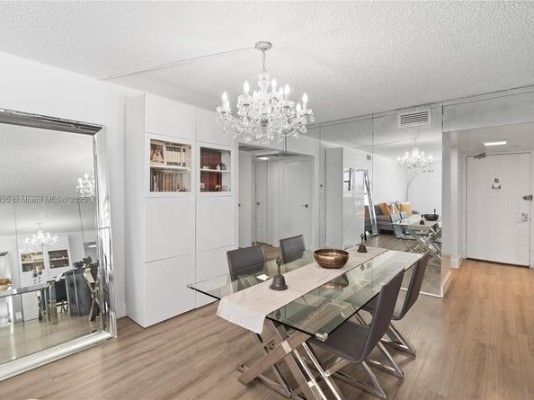 20301 W Country Club Dr 829, Aventura FL 33180